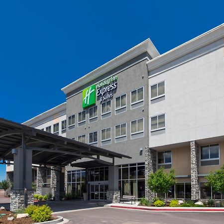 Holiday Inn Express & Suites Colorado Springs Central By Ihg Exterior photo